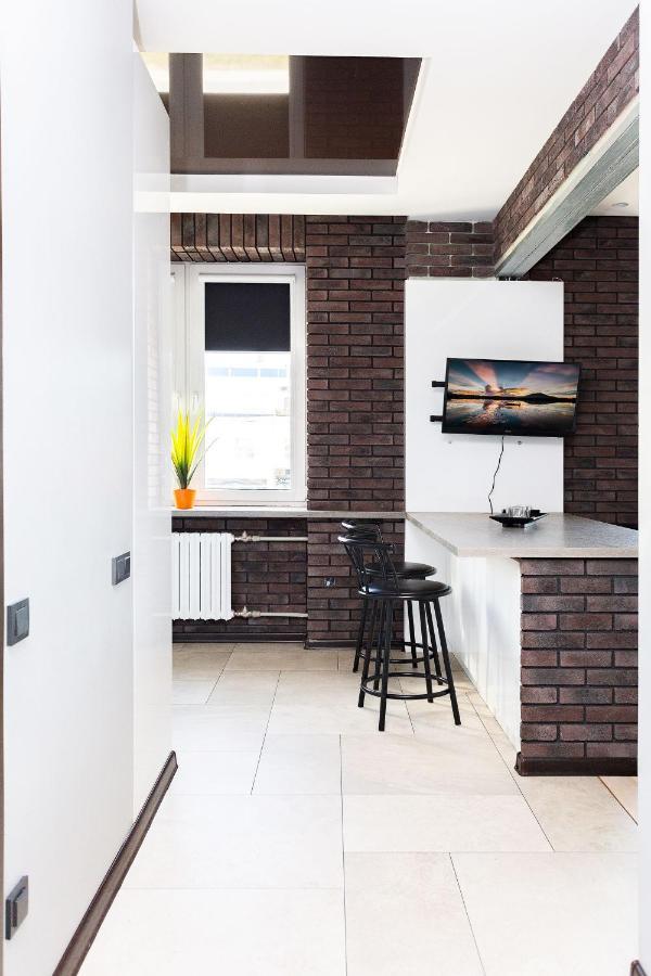 Apartments On Ploscha Yakuba Kolasa Minsk Ngoại thất bức ảnh