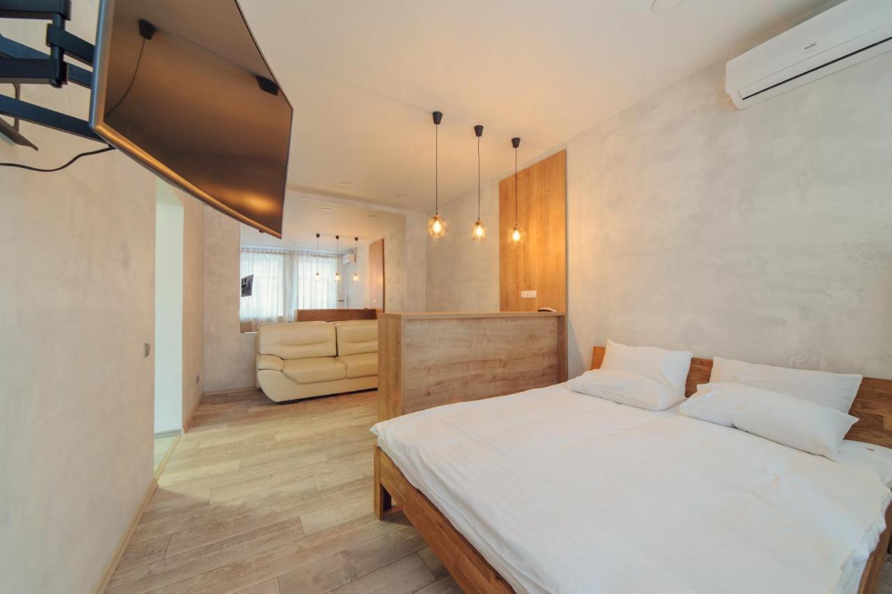 Apartments On Ploscha Yakuba Kolasa Minsk Ngoại thất bức ảnh